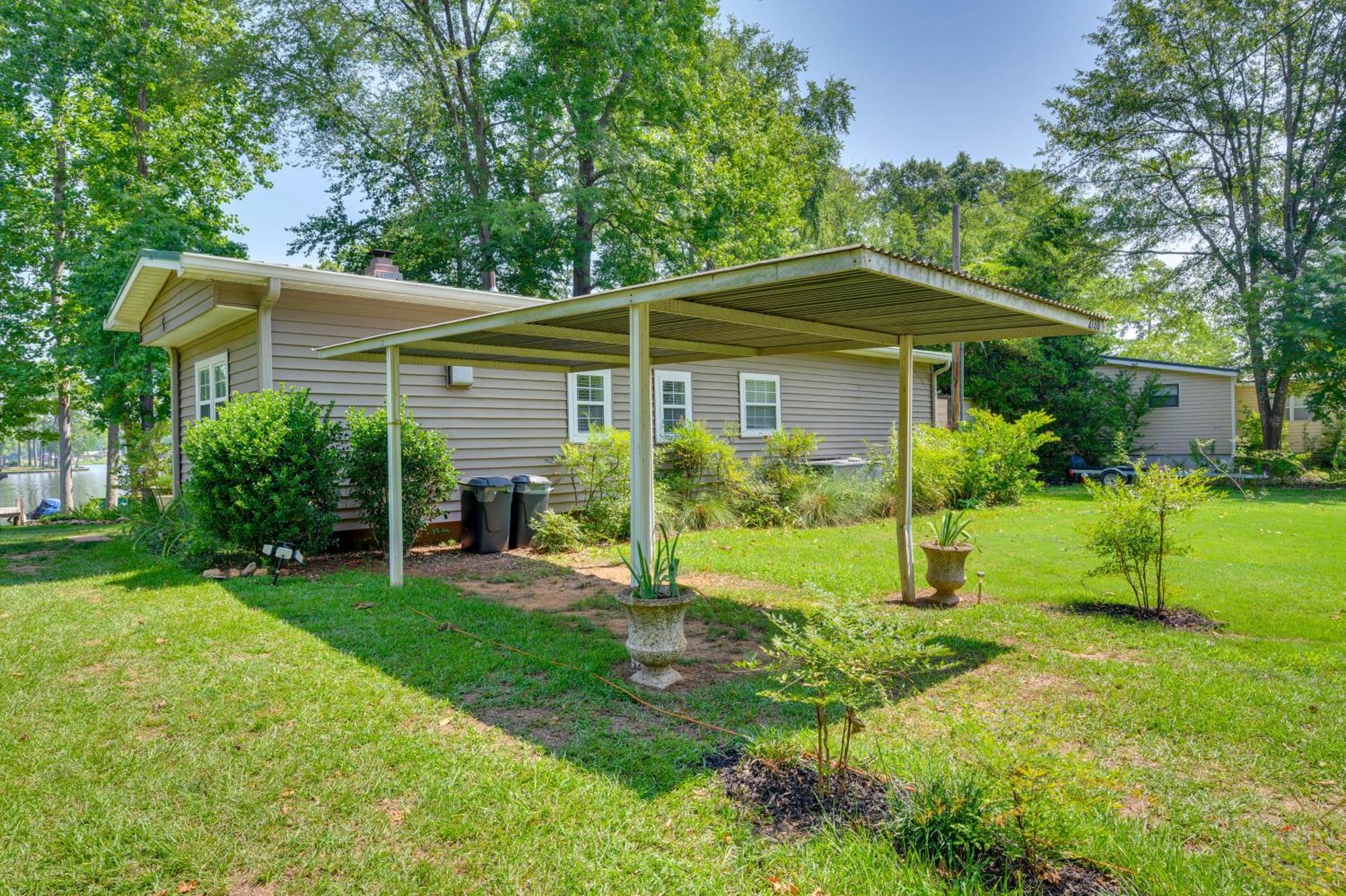 Lake Sinclair Crooked Creek Cottage With Fire Pit! Eatonton Екстериор снимка