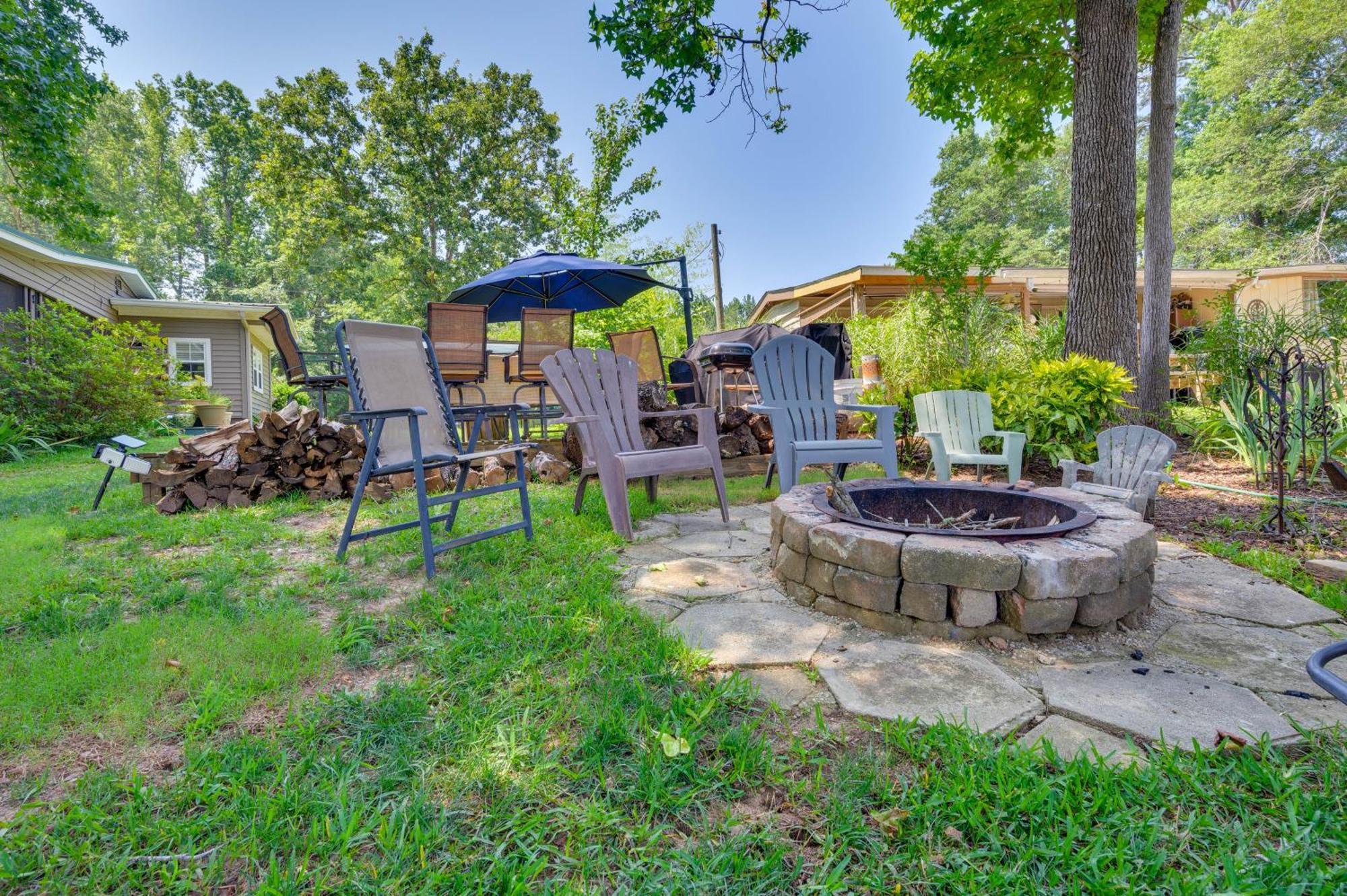 Lake Sinclair Crooked Creek Cottage With Fire Pit! Eatonton Екстериор снимка