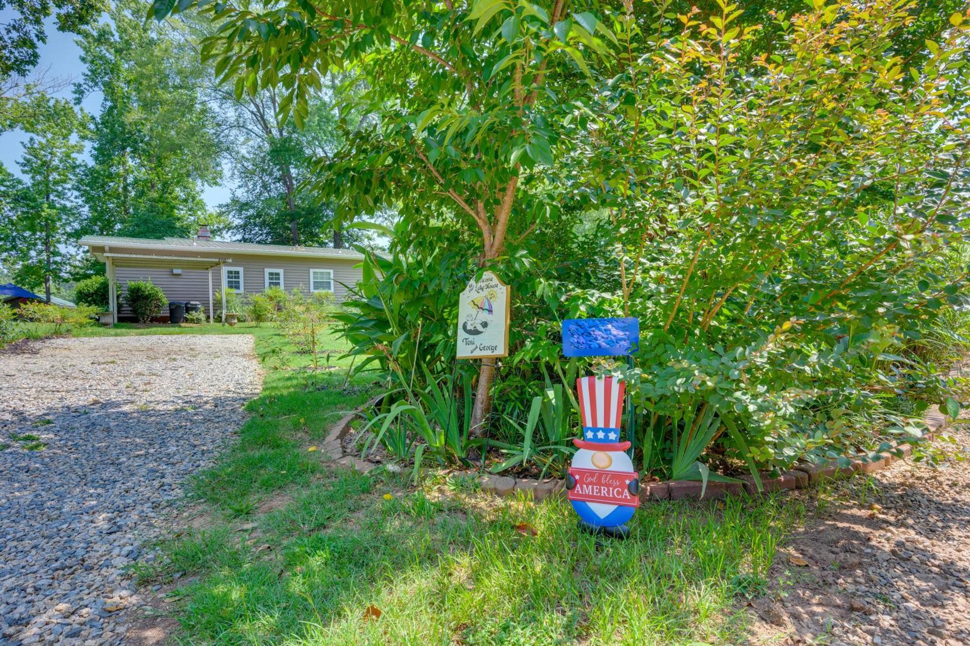 Lake Sinclair Crooked Creek Cottage With Fire Pit! Eatonton Екстериор снимка