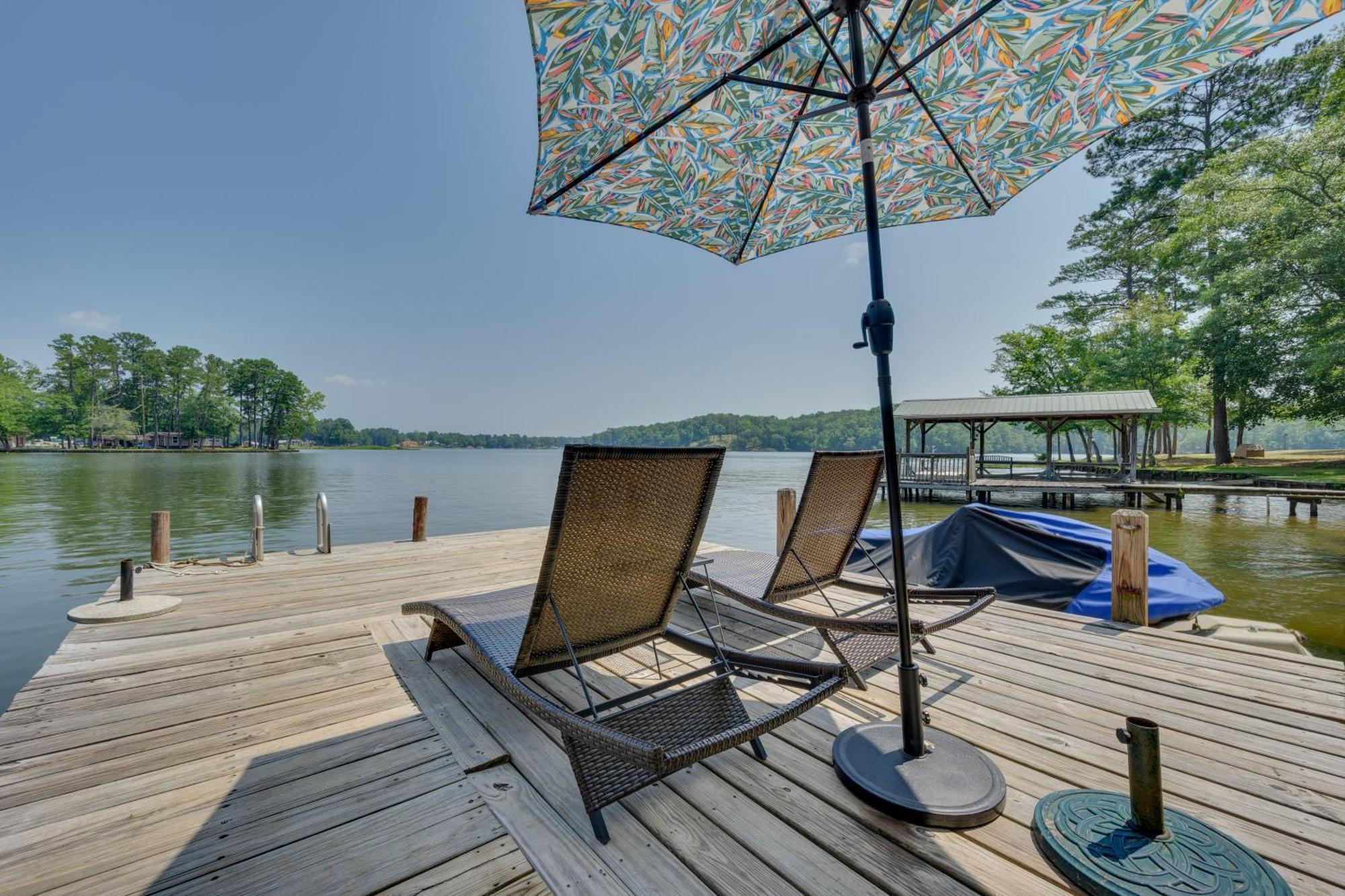 Lake Sinclair Crooked Creek Cottage With Fire Pit! Eatonton Екстериор снимка